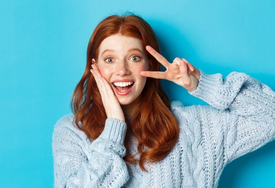 Jakie codzienne nawyki najszybciej osłabiają efekty, które daje wybielanie zębów?